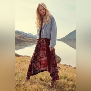 Free People High Atlas Panel Skirt in Velvet